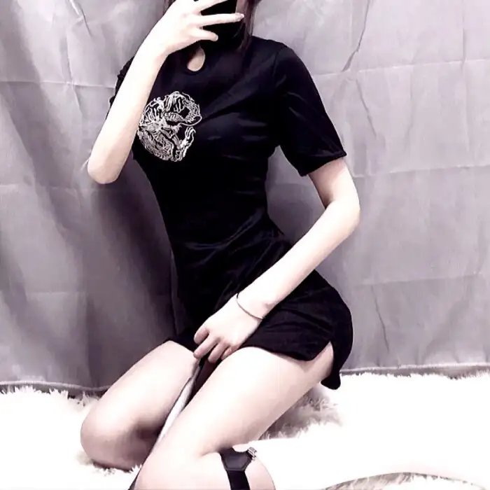 情谜睡美人